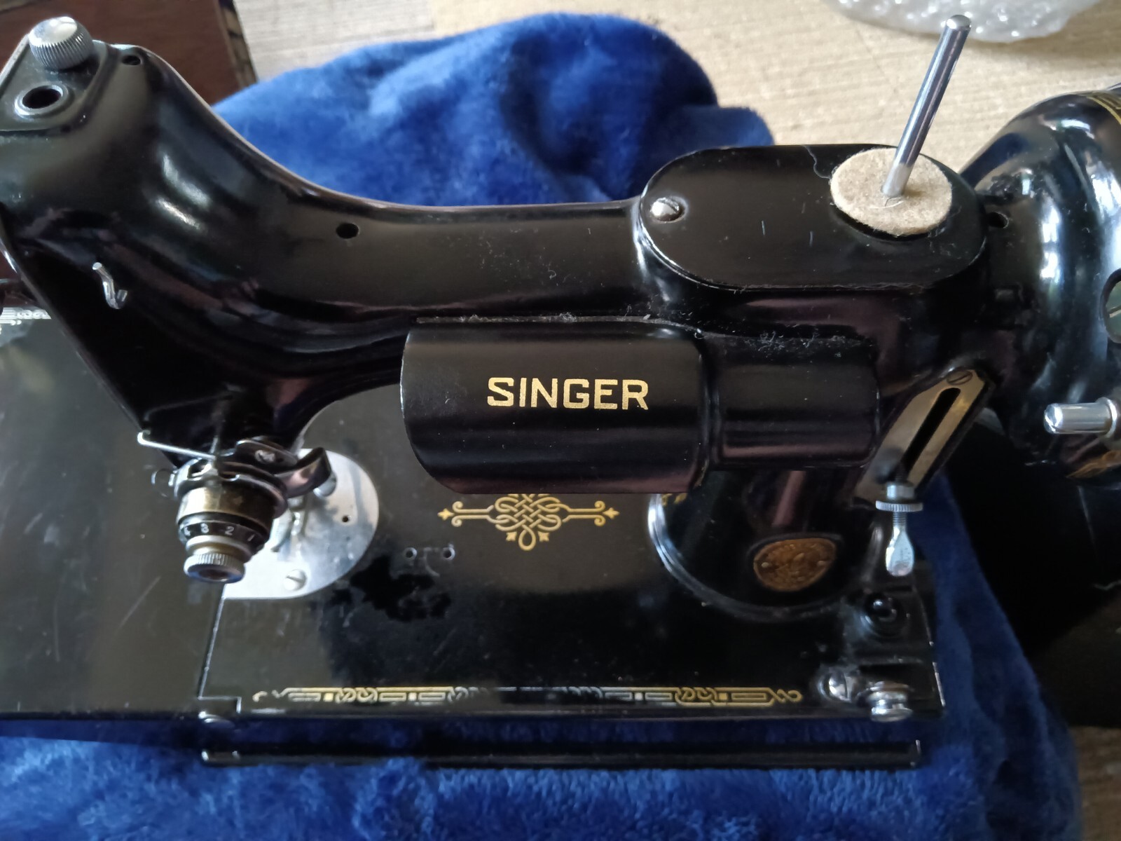  Singer Vintage 221 Featherweight Black Sewing Machine W/ Case Working 