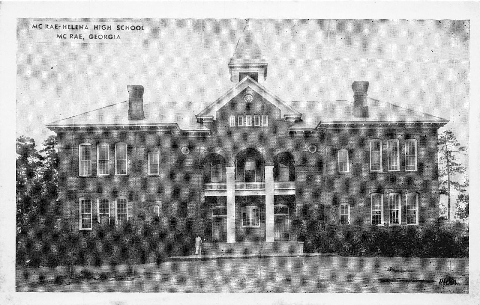 J53/ McRae Georgia Postcard c1940s McRae Helena High School  43