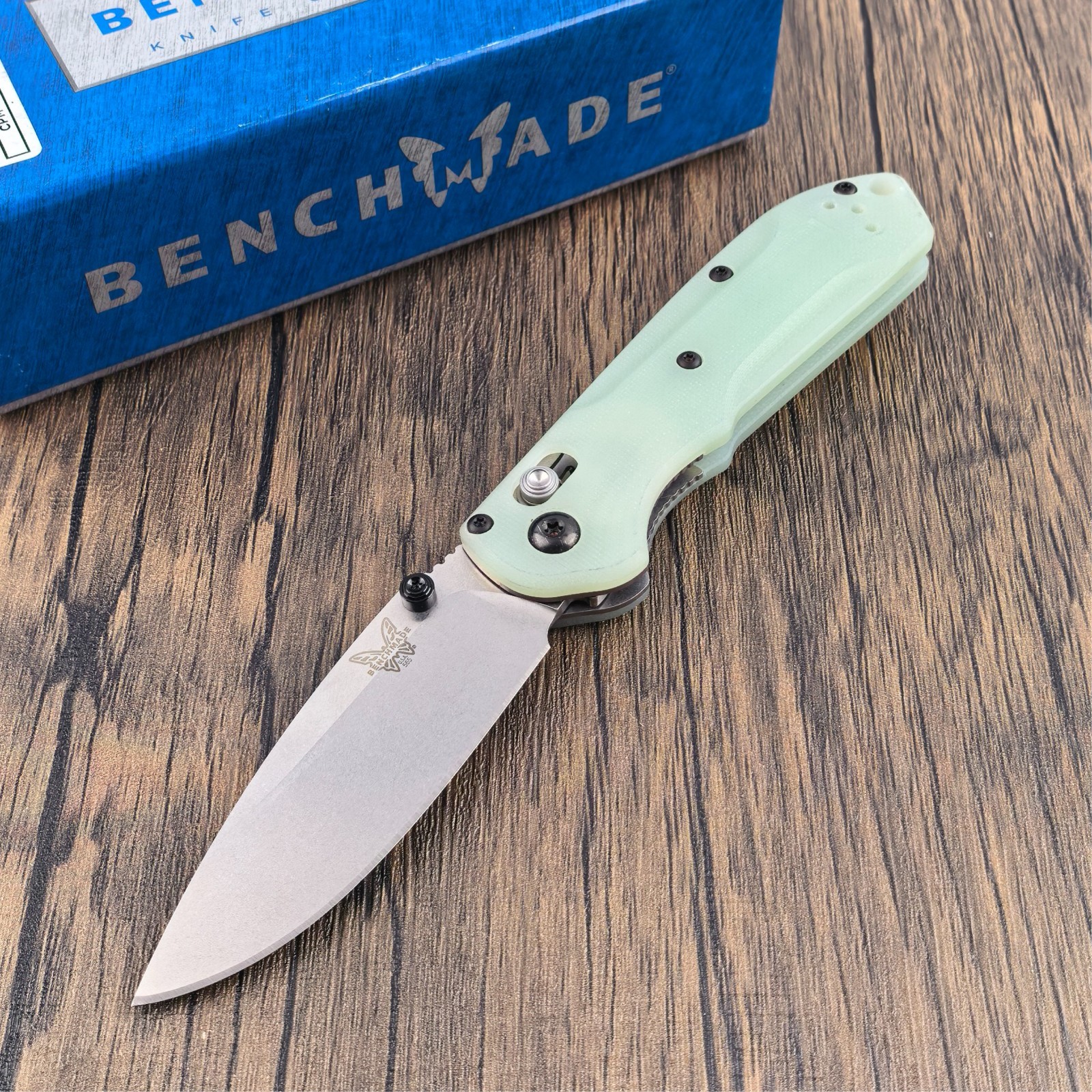 Benchmade Mini Freek AXIS Lock 565-2101 Jade G10 Folding Knife