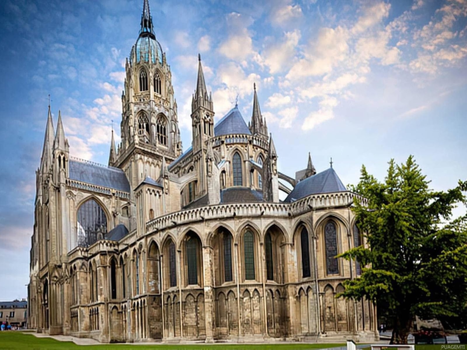 PUAGEMTI Diamond Painting Bayeux Bayeux Medieval Cathedral of Notre Dame Calv...