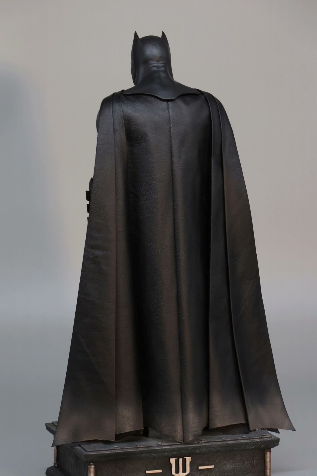 evans custom 1/6 batman cap   no including body