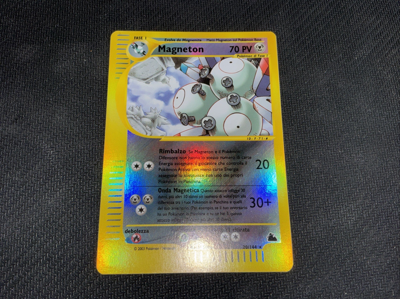 Pokemon - Magneton - Skyridge Set - 20/144 - Reverse Holo Rare NM - No Shining
