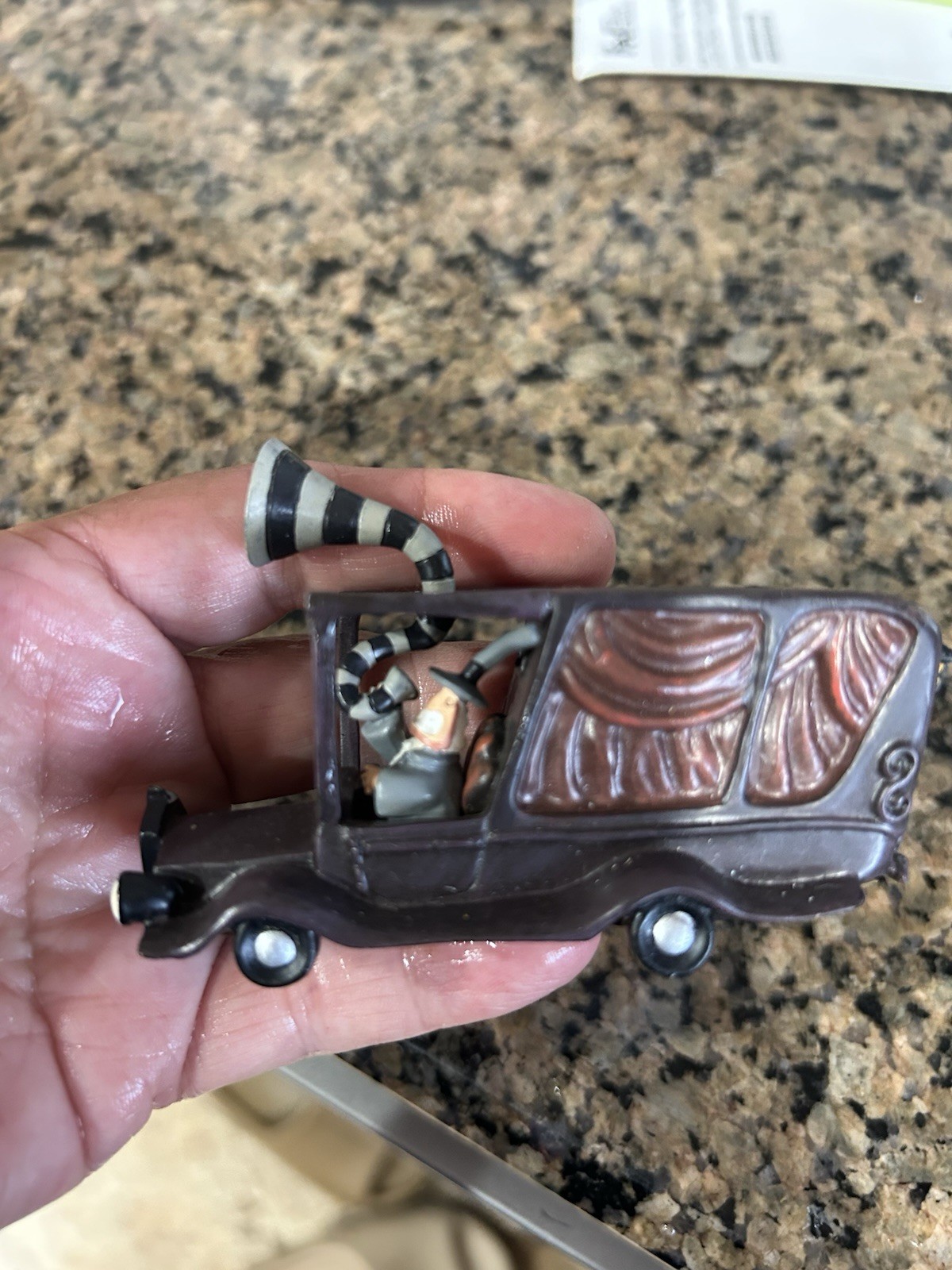 Hawthorne Village The Nightmare Before Christmas Mayor\'s Car Town Hall Figurine