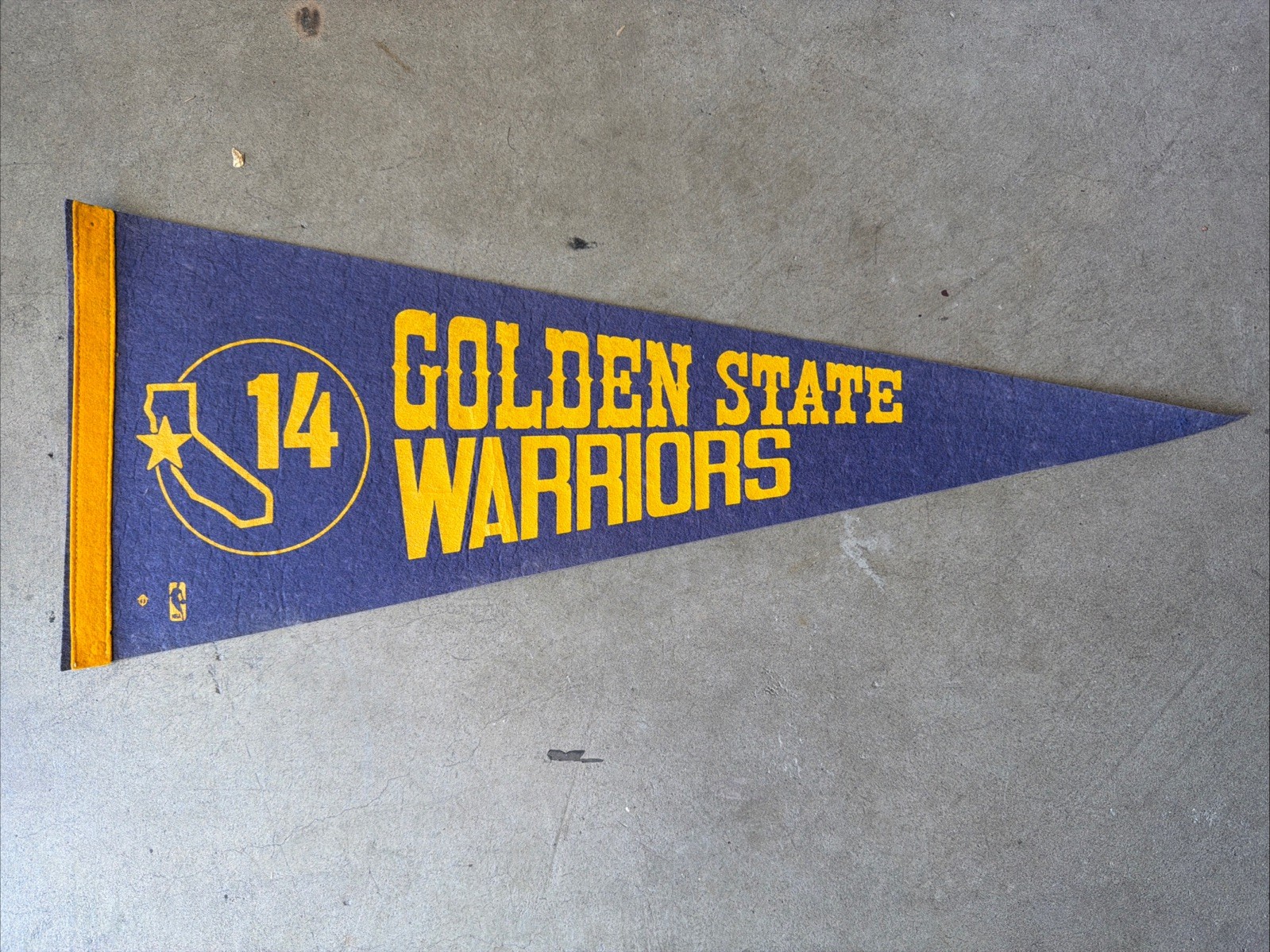Vintage 1970s GOLDEN STATE WARRIORS Full Size Pennant NBA Basketball