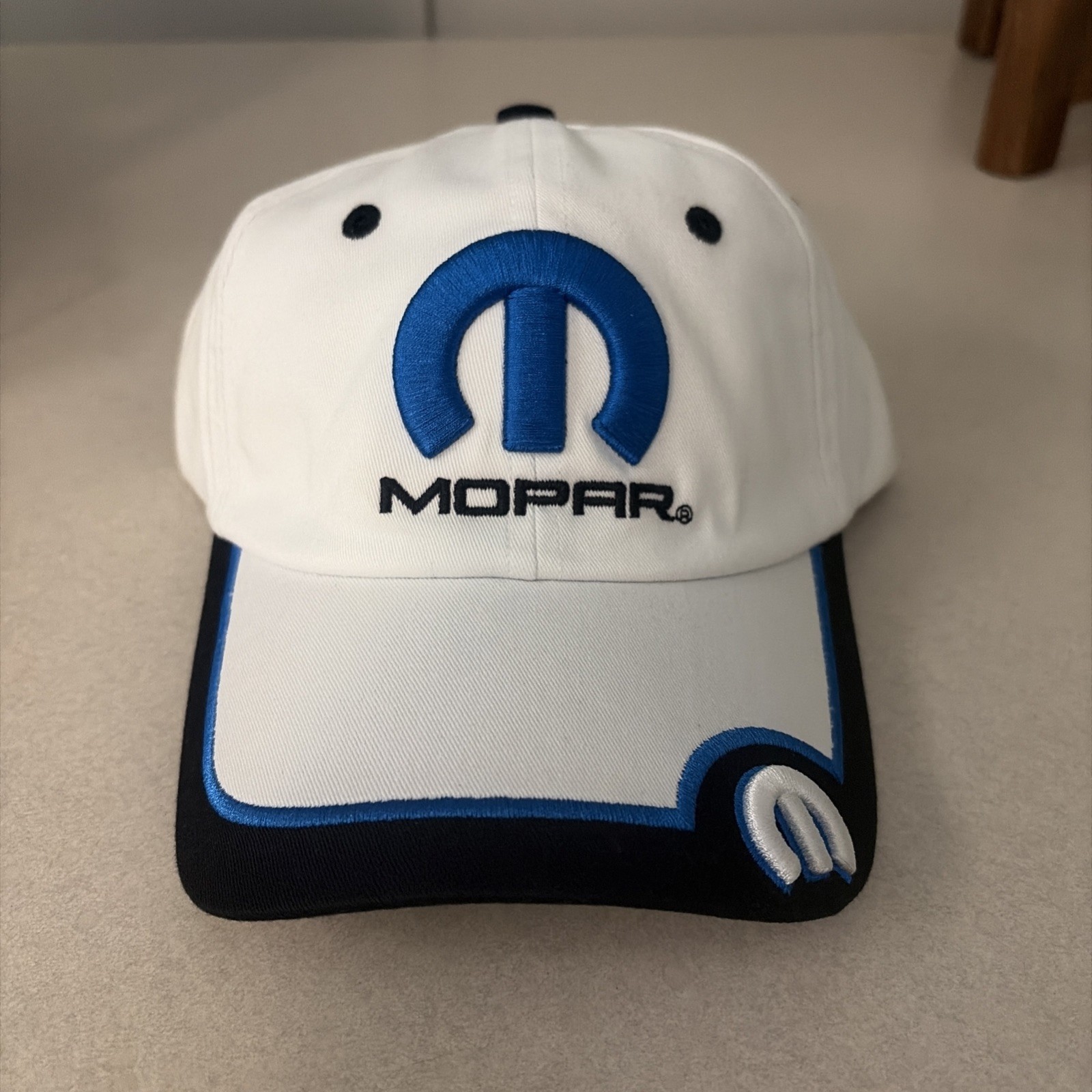 NEW MOPAR WINNER’S CIRCLE CHAMPIONSHIP HAT/CAP WHITE (SHIPS IN A BOX)