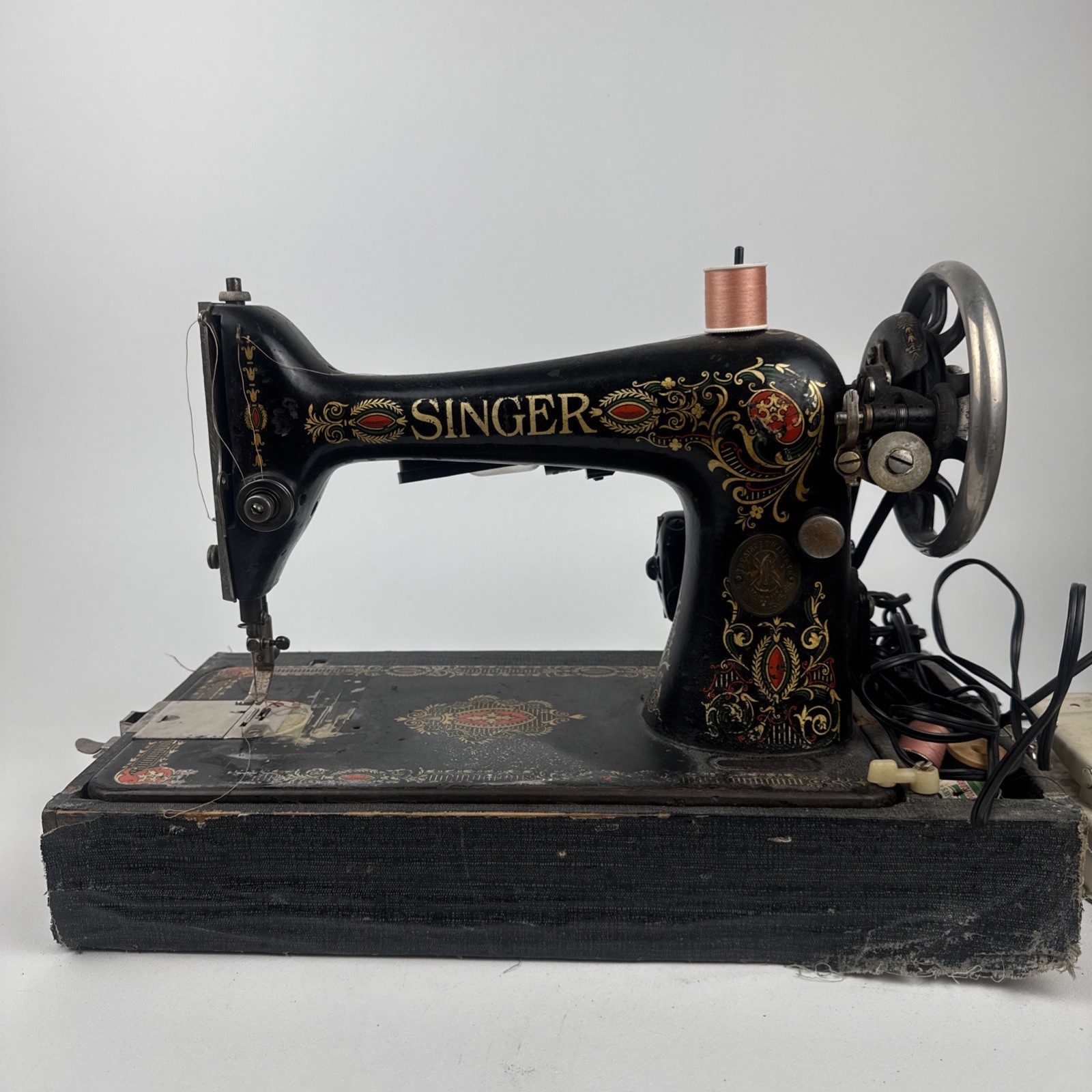 Singer Model 66 1921 Red Eye Sewing Machine W/ Case/Pedal - Tested Needs Repairs