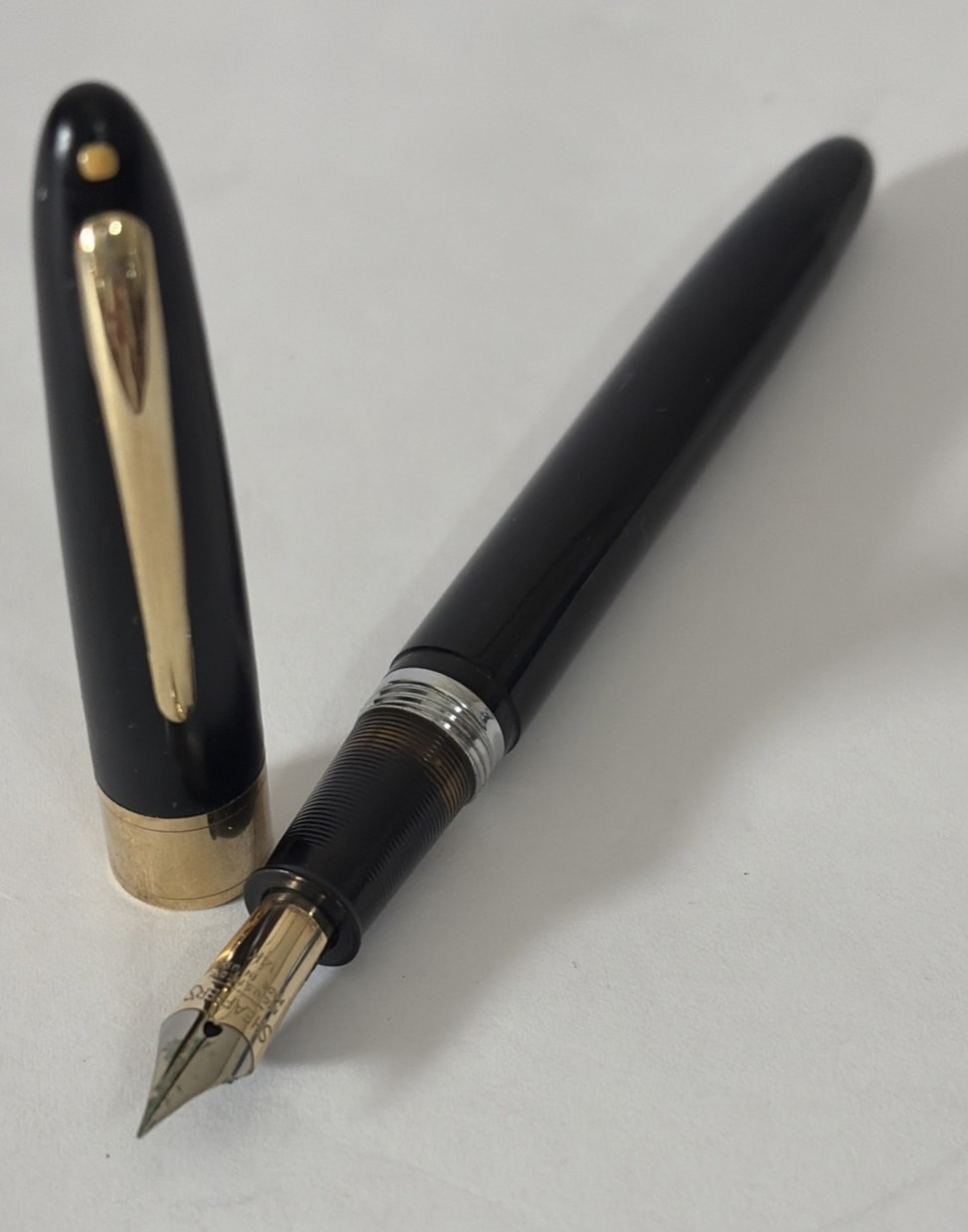 Vintage Sheaffer\'s White Dot Statesman Touchdown Black Fountain Pen 14k Nib