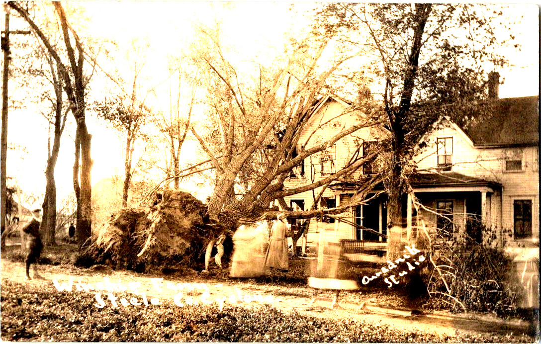 ANTIQUE RPPC POSTCARD WINSHIP FARM STEELE CO. CYCLONE