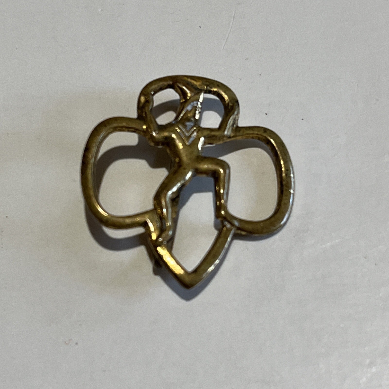 Vintage Girl Scouts Jester Brownie Gold Tone Membership Pin Non Magnetic