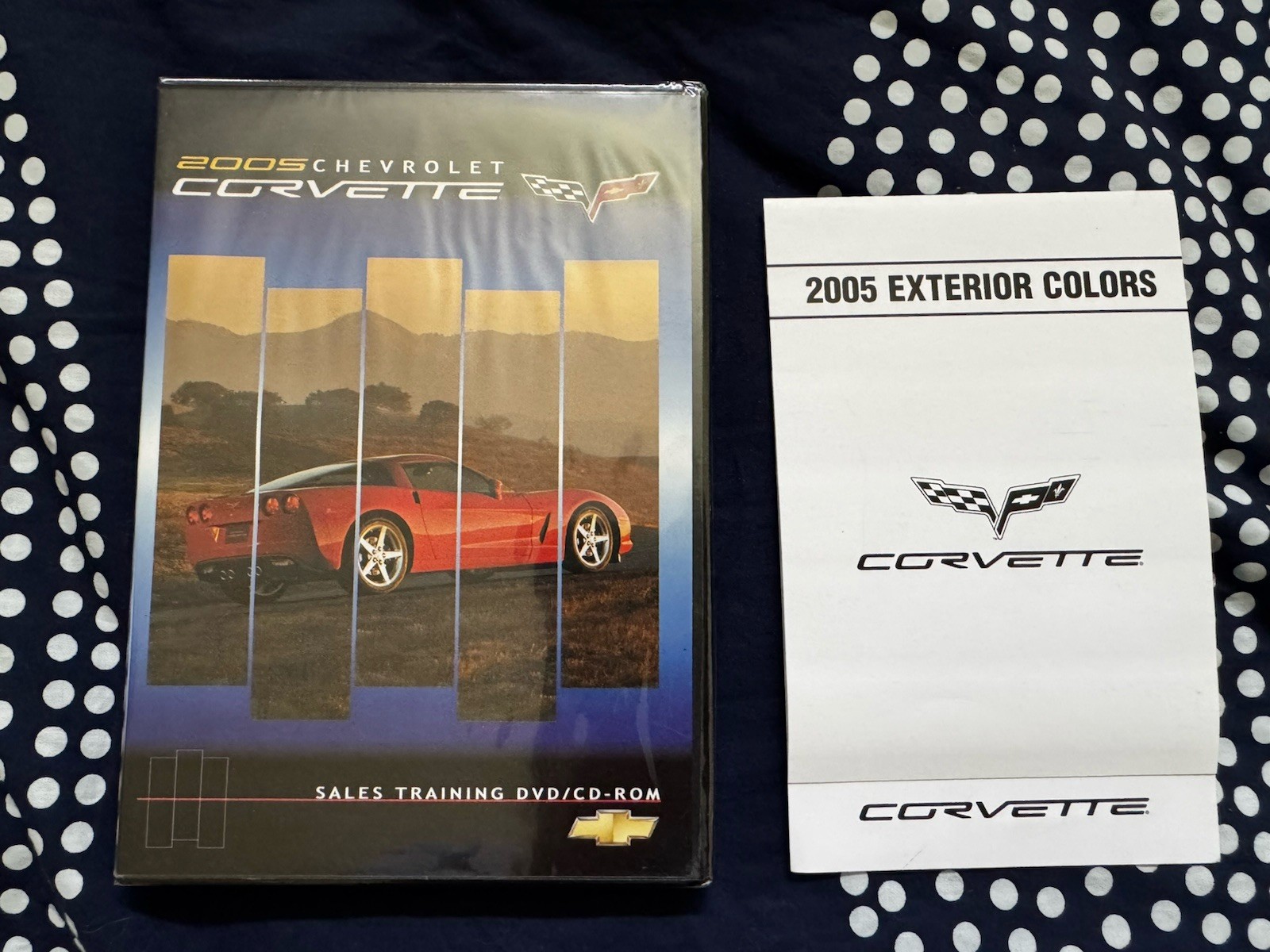 Unopened 2005 Chevrolet Corvette C6 Showroom Dealership Exterior Color Chart CD