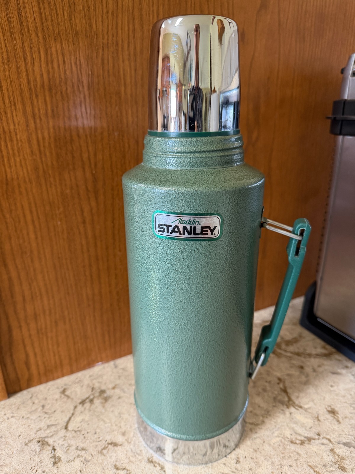 Vintage STANLEY THERMOS Stainless Steel ALADDIN Half Gallon 2 Quart A945DH USA