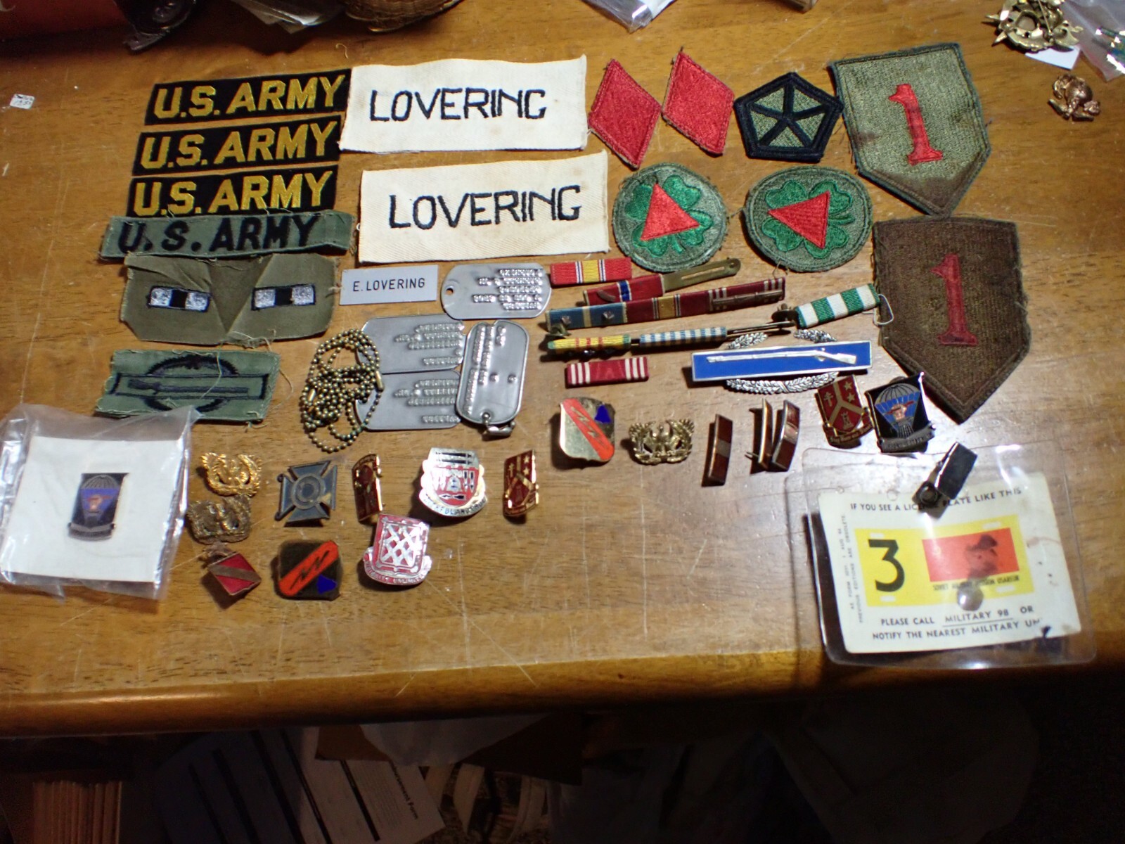 ww11 us Army Grouping Dog Tags Patches Medal unit pins Everett Lovering