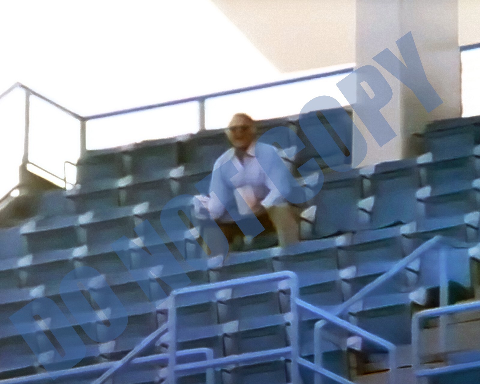 Bob Uecker Baseball Miller Lite Commercial Front Row Bleeder Seat Art 8x10 Photo