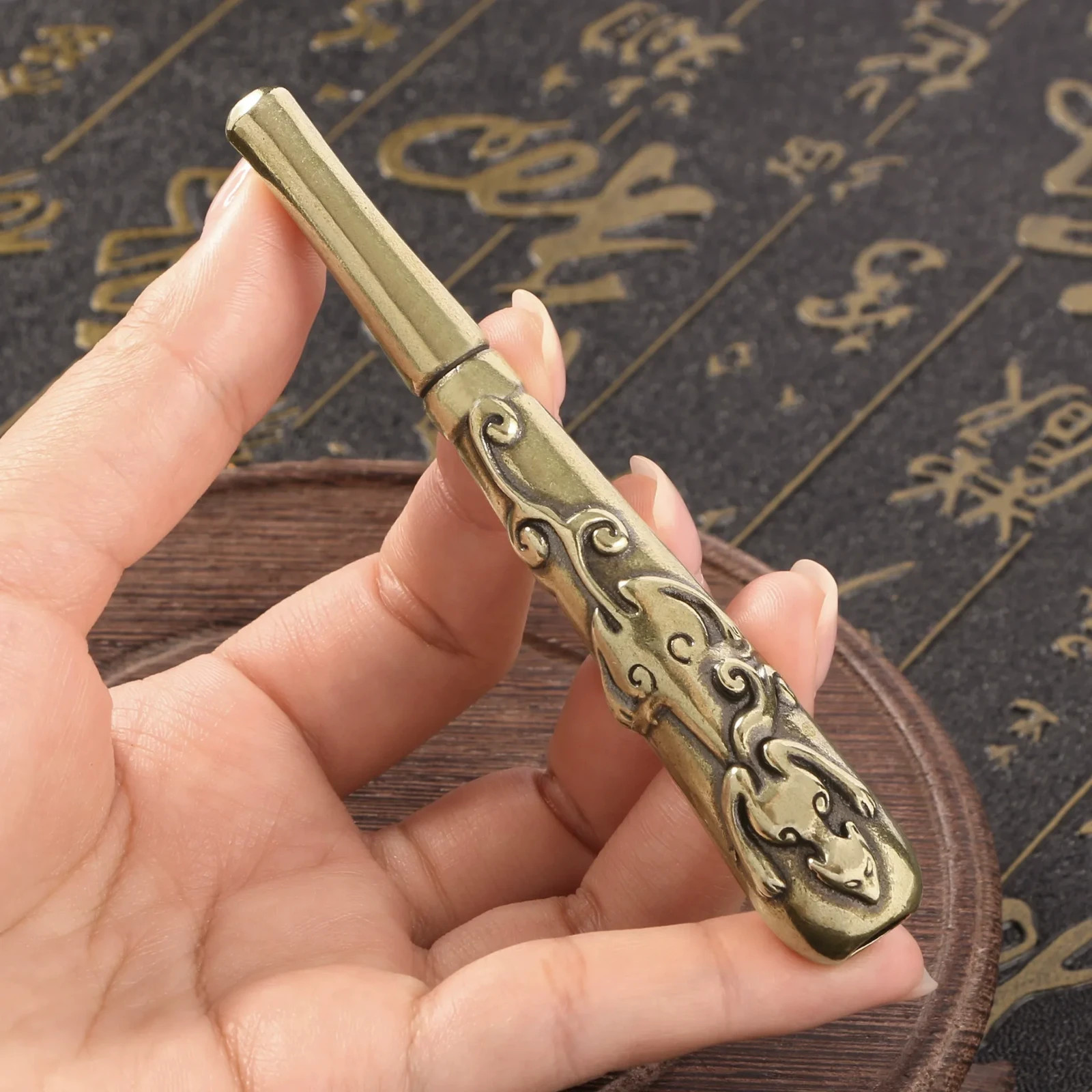 Vintage Brass Animal Pattern Cigarette Holder Pipe Smoking Accessory