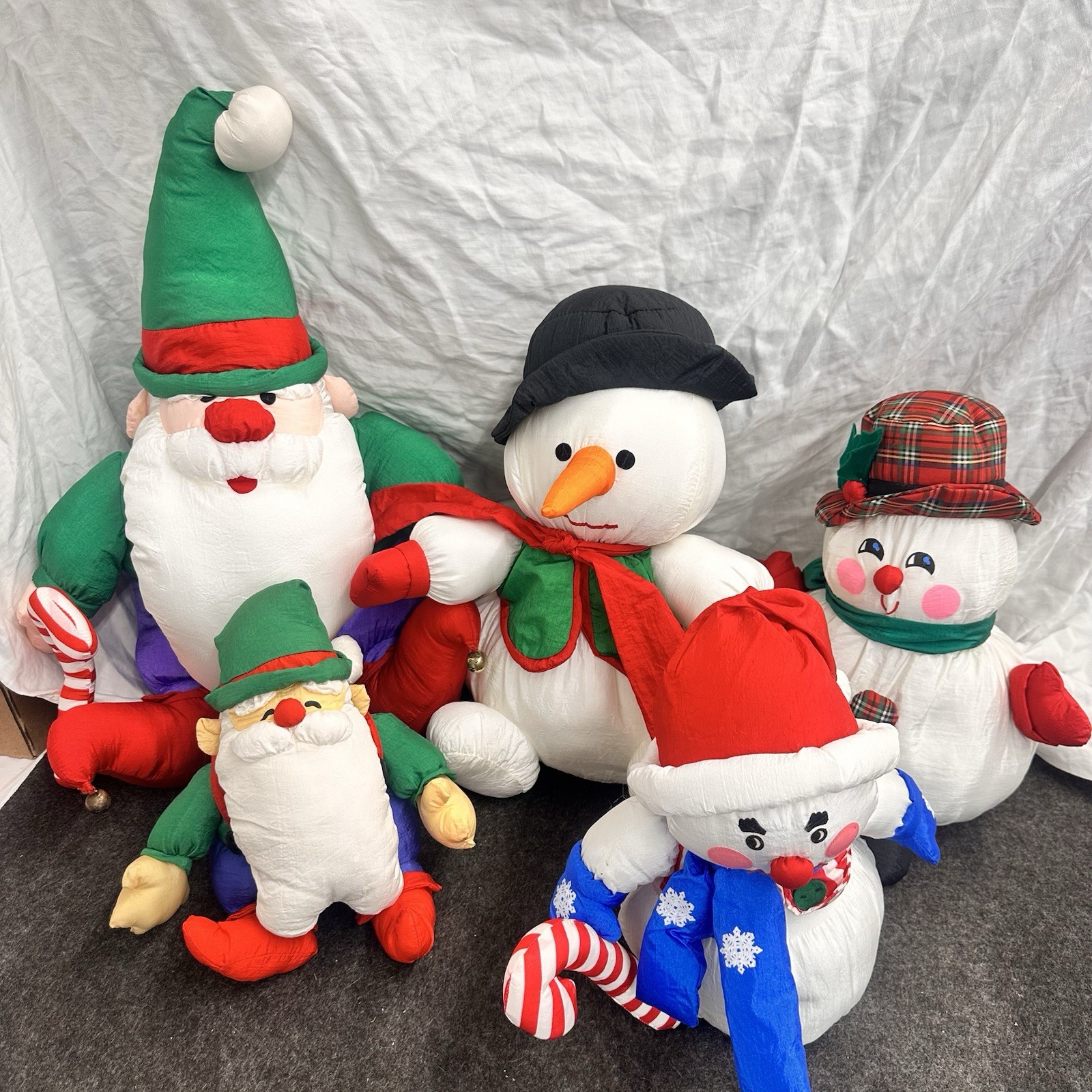(5)Vtg Christmas Nylon Plush Lot Balloon Club Dept 56 Int’l Silver Co. Puffalump