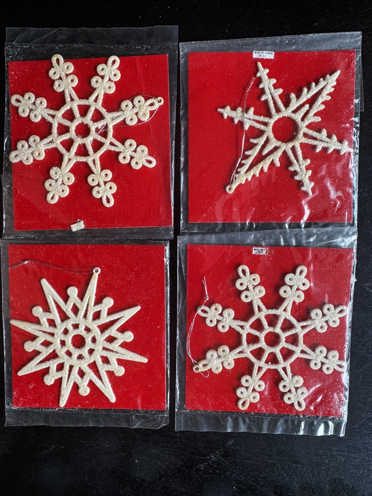 Vtg Set of 4  Vintage Christmas  Glitter Snowflake Ornaments - 4” TAIWAN