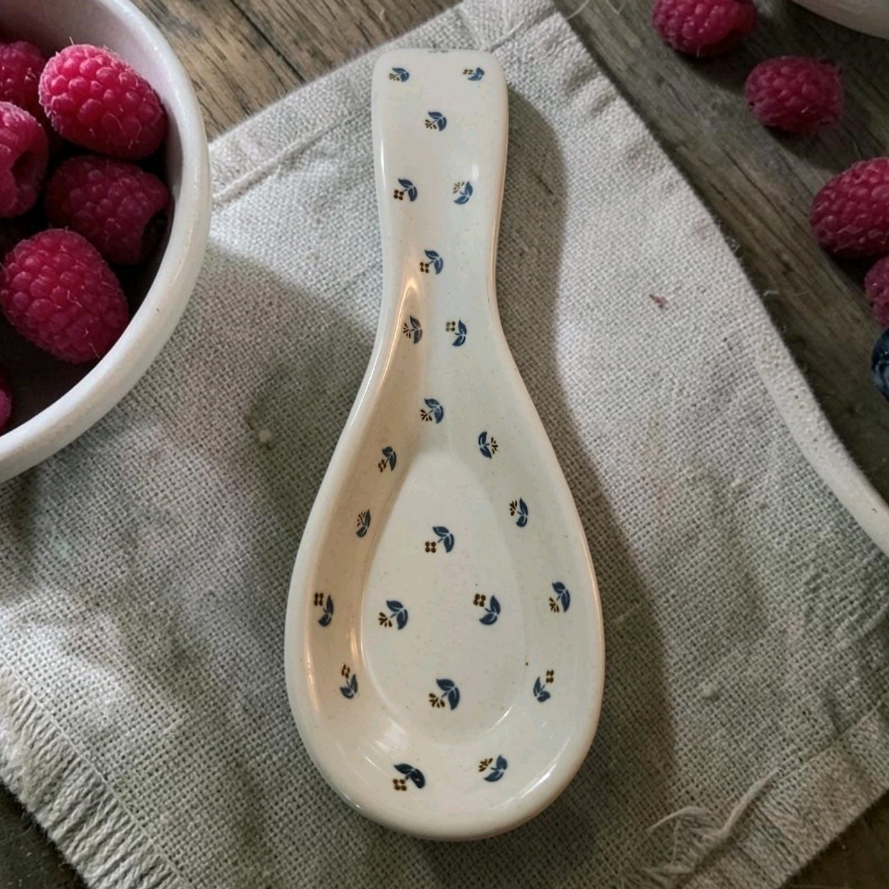 Vtg OTAGIRI White Porcelain Spoon Rest Petite Rose Made In Japan Hand Crafted EC
