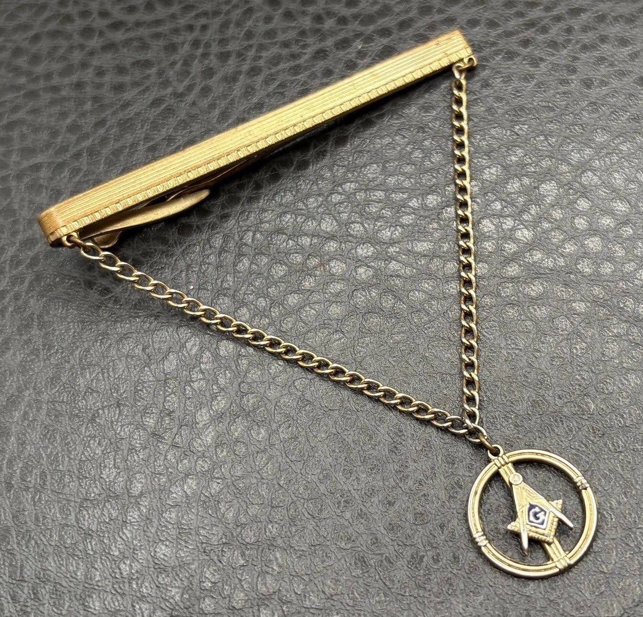Vintage Hickok Masonic Enamel Tie Bar Clip with Chain Gold Tone