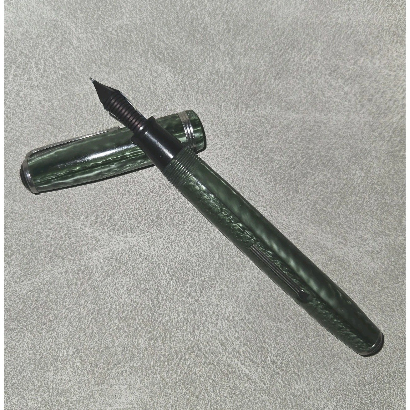 Vintage Esterbrook Fountain Pen in Green EST 1950's Era