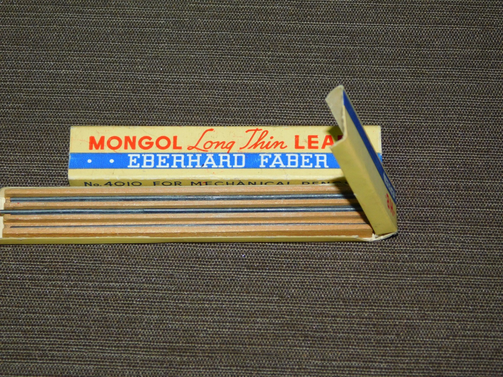 VINTAGE  MECHANICAL PENCIL EBERHARD FABER MONGOL LONG THIN LEADS