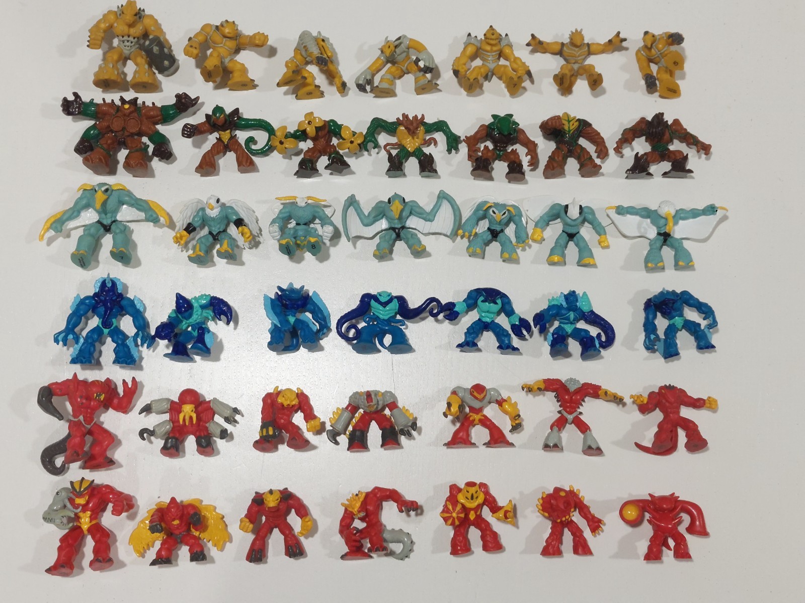 Gormiti Series ENERGY Complete Collection Precious Games 2007 42 Characters