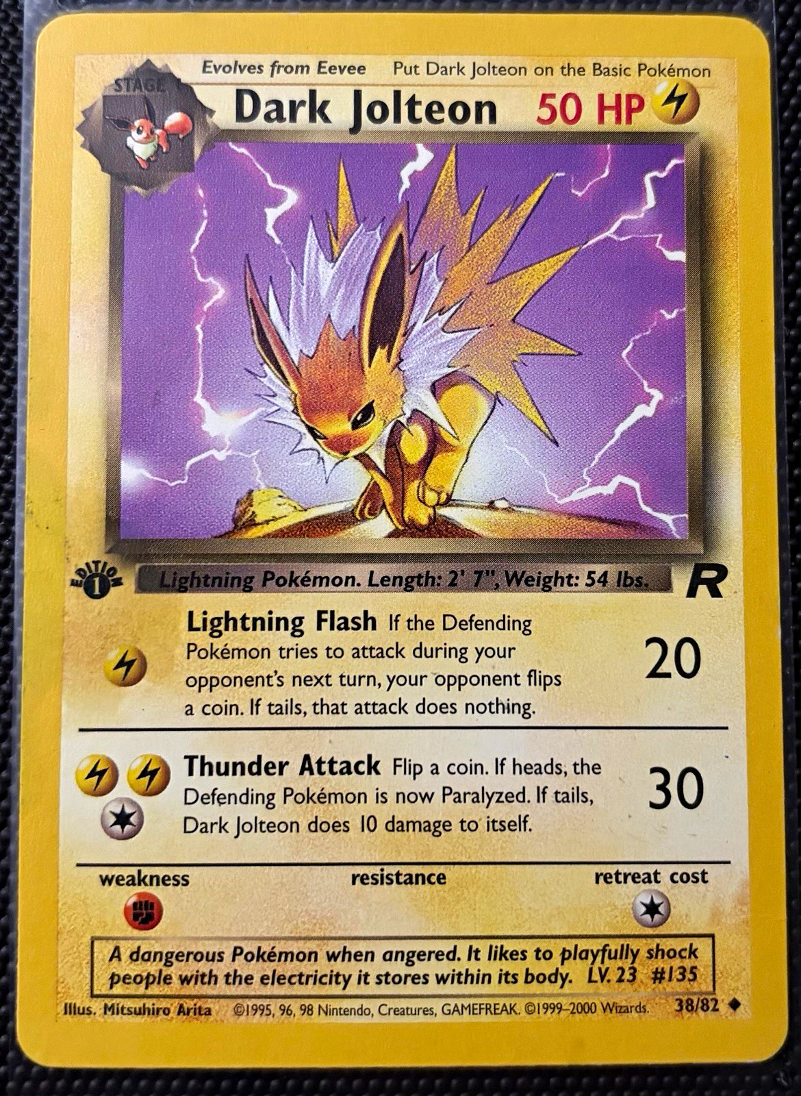 Wizards Pokémon Dark Jolteon Team Rocket 1st Edition 38/82 English 2000 Arita