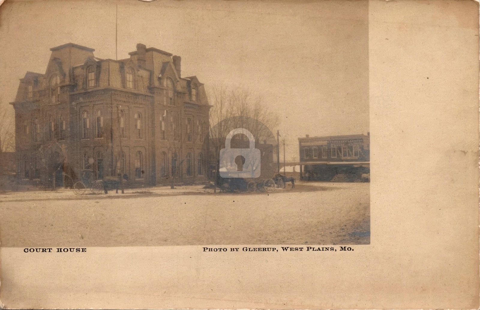 Court House Building West Plains Missouri Street View c1905 RPPC Postcard COPY