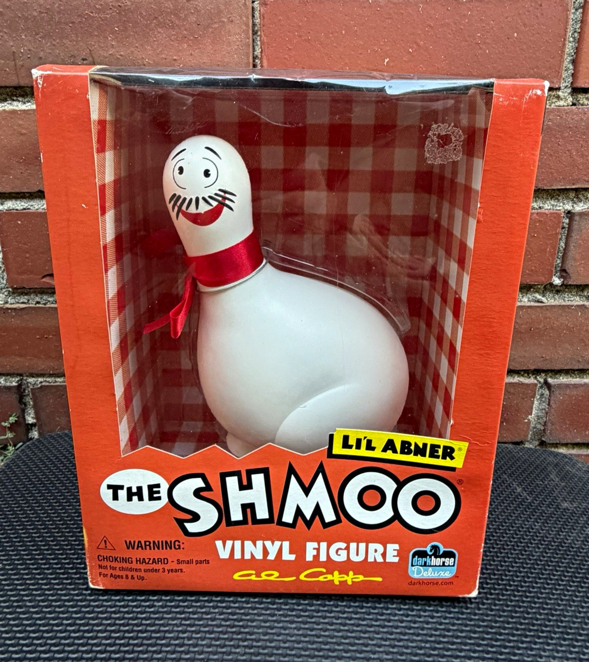 Dark Horse Deluxe Li\'l Abner The Shmoo Vinyl Figure 2006