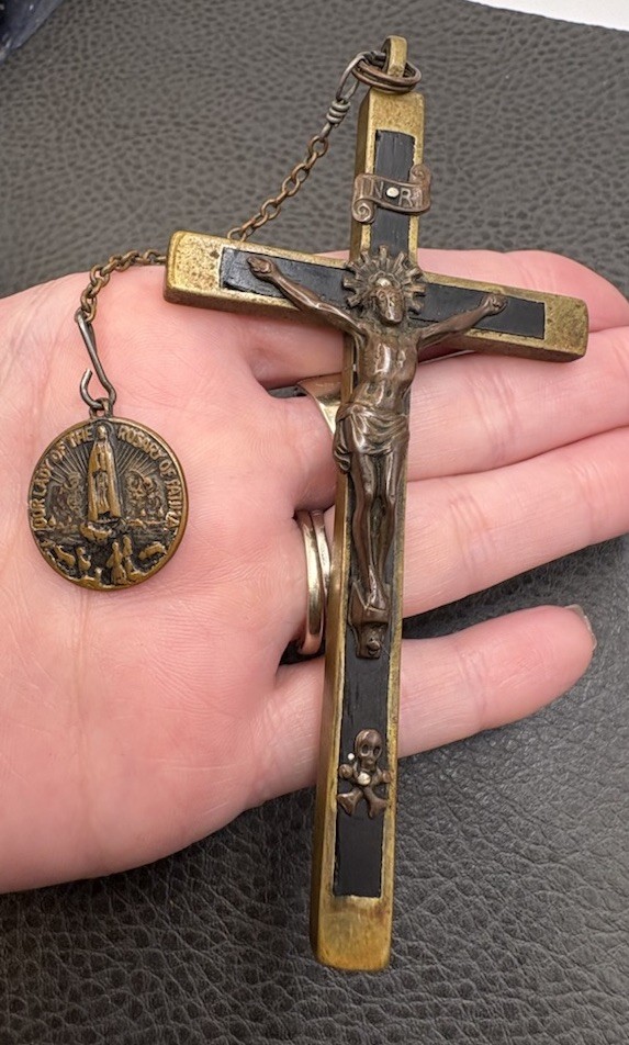 VTG HUGE EUROPE NUN PECTORAL BRASS CROSS CRUCIFIX JESUS CHRIST INRI SKULL INLAY