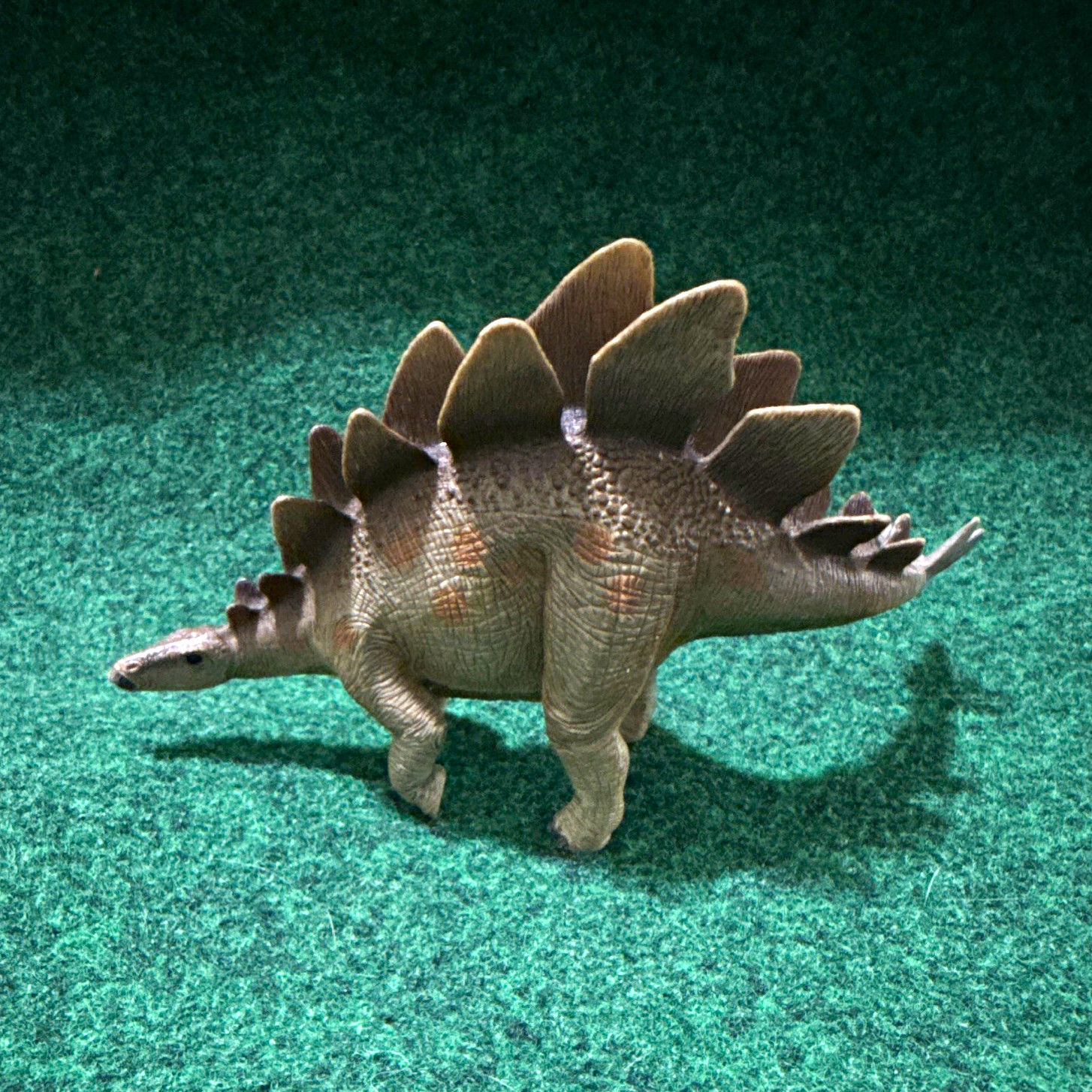 Stegosaurus figure Schleich 2011 Plastic Dinosaur Figurine Prehistoric Toy