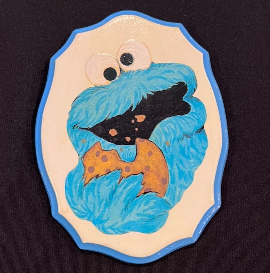 Cookie Monster Wall Art Vintage Ceremic Plaque Sesame Street Blue Scalloped