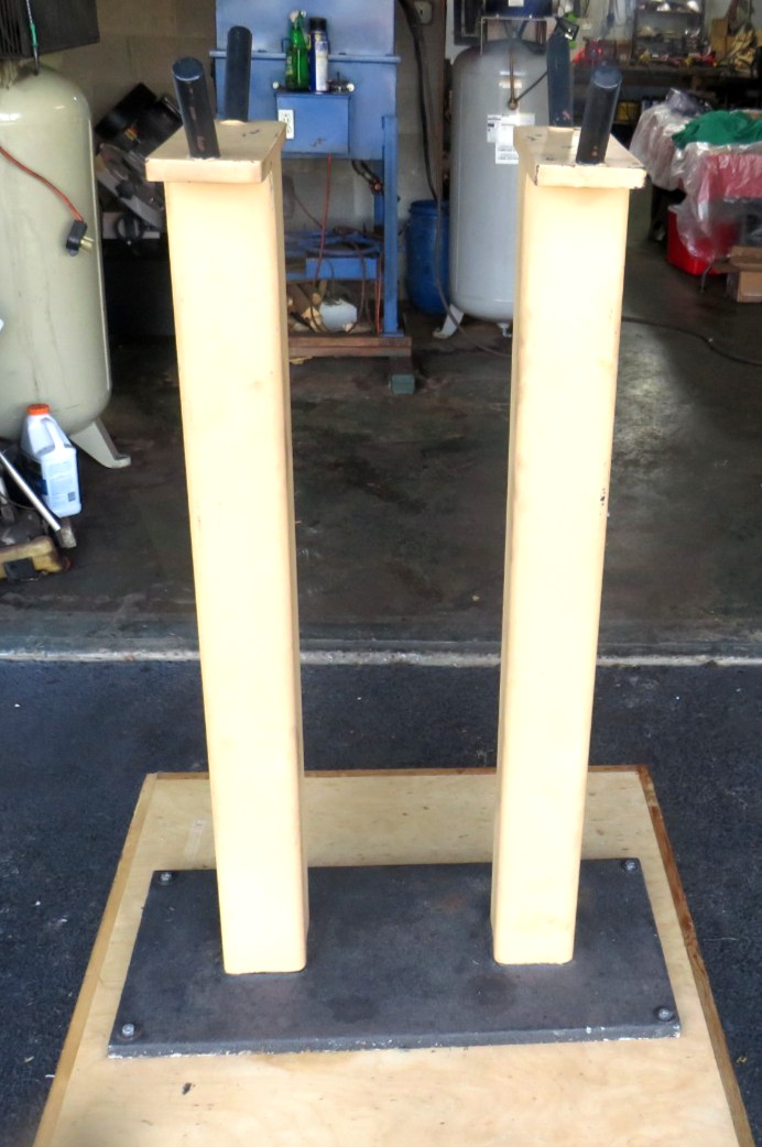 HUGE VERY HEAVY DUTY IRON METEORITE STAND BUILT FOR THE LARGEST AND HEAVIEST MET