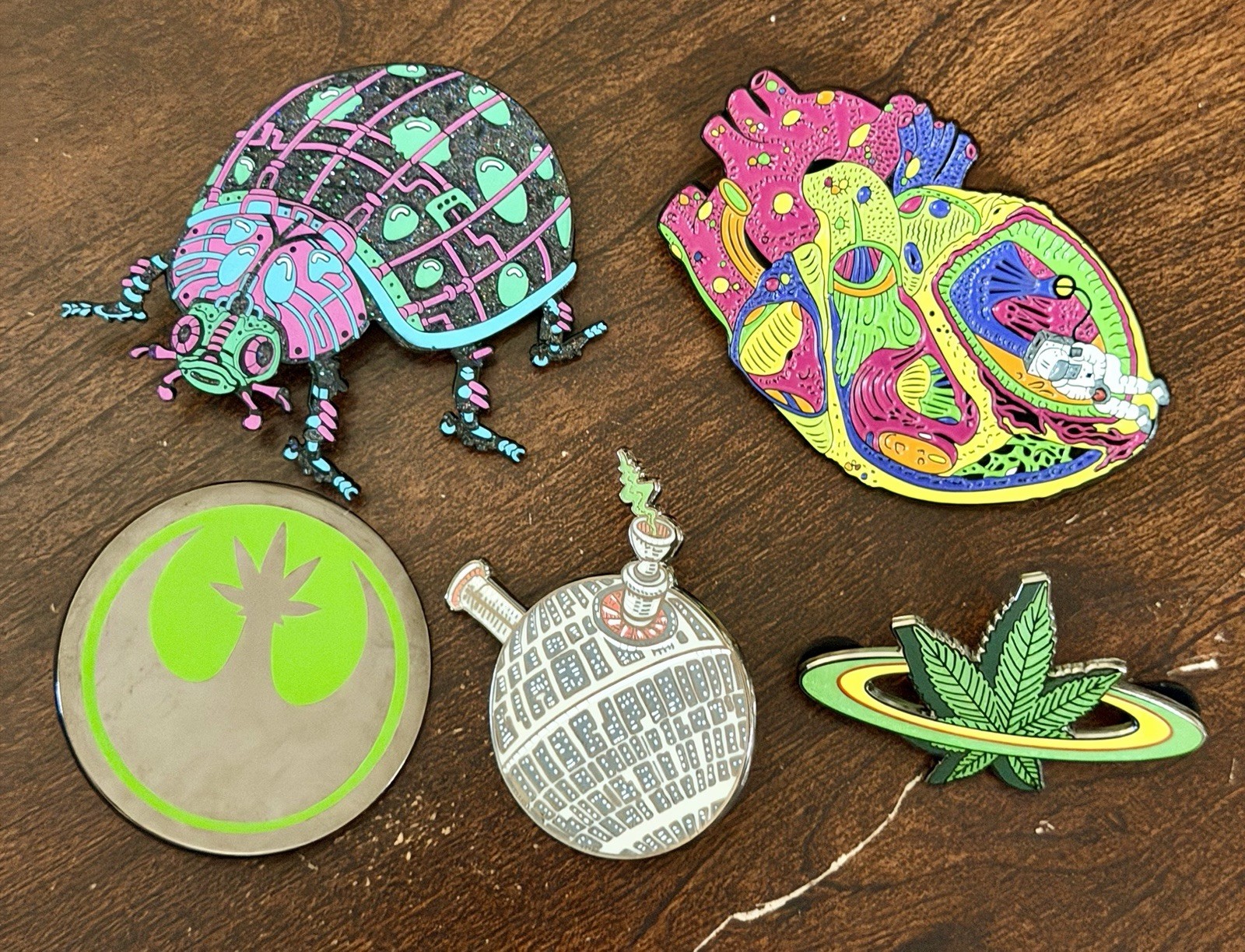 Emek 5 Pin Collectors Set 