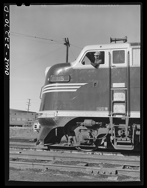 Winslow Arizona 1943 Santa Fe Diesel Freight Locomotive Fireman Roundhouse