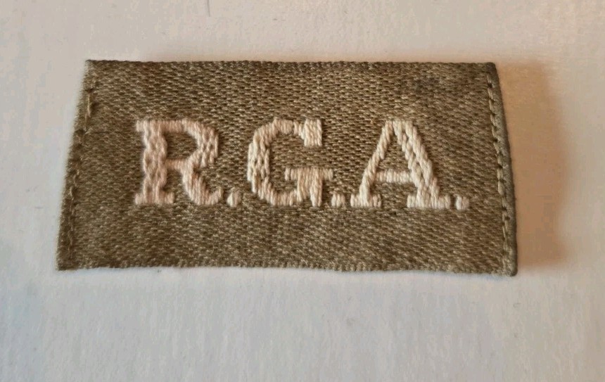 Original WW1 Royal Garrison Artillery Slip-On Cotton Shoulder Title