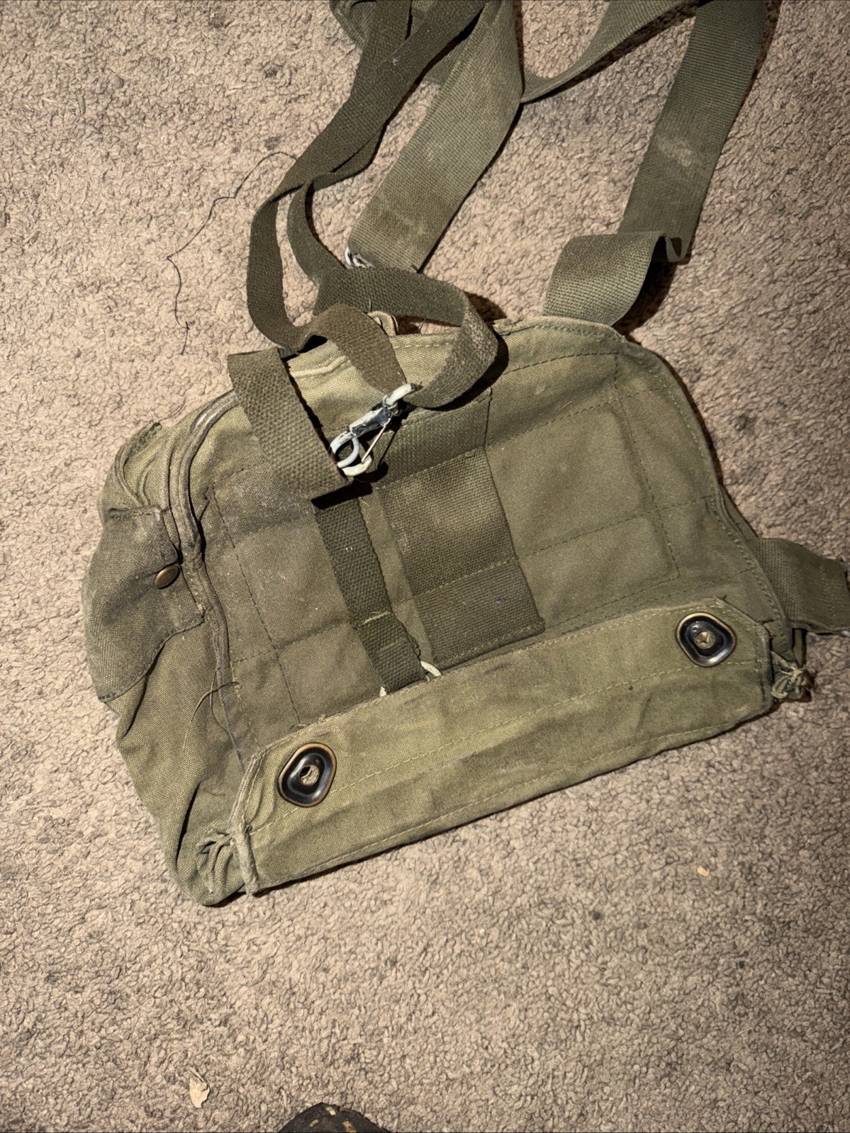 Vintage US Military ABC-M17 Gas Mask Bag Canvas Protective Field Carrier Olive