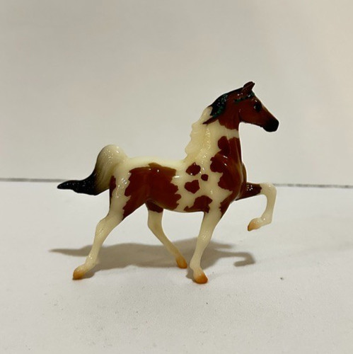 Breyer 2018 Stablemates Club Raleigh #712248 Light Bay Tobiano Standardbred