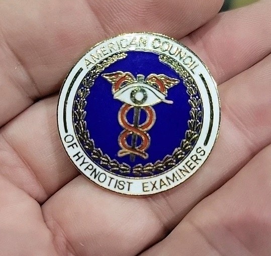 American Council Of Hypnotist Examiners Pin - Vintage - RARE