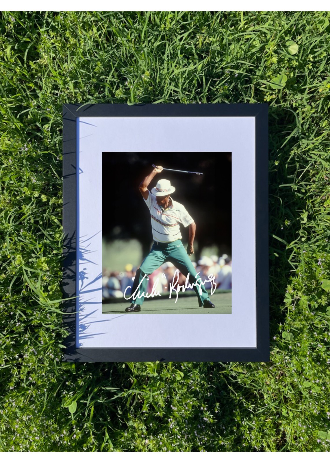 Chi-Chi Rodríguez Framed 8x10 Photo w/ Reprint Autograph – PR Golf Legend