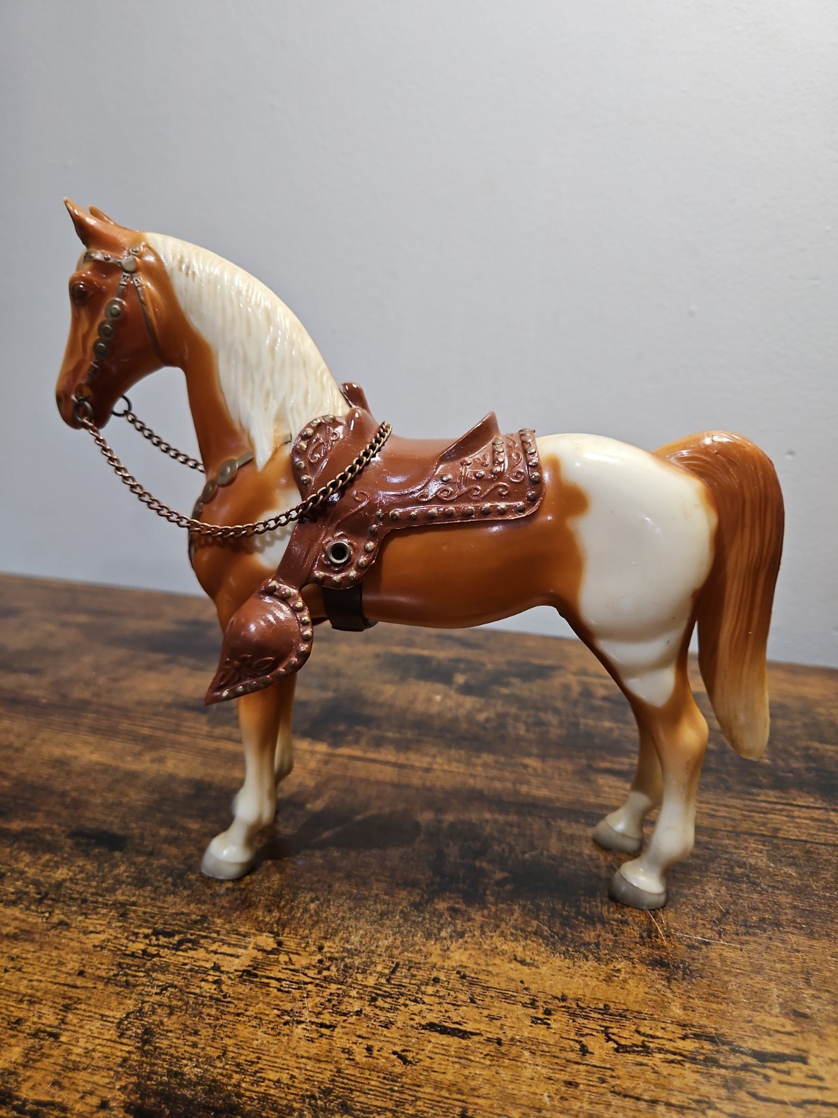 Breyer Vintage Glossy  Pinto  w/ Brown Snap Saddle 1950s #56 No Stamp Very Rare 