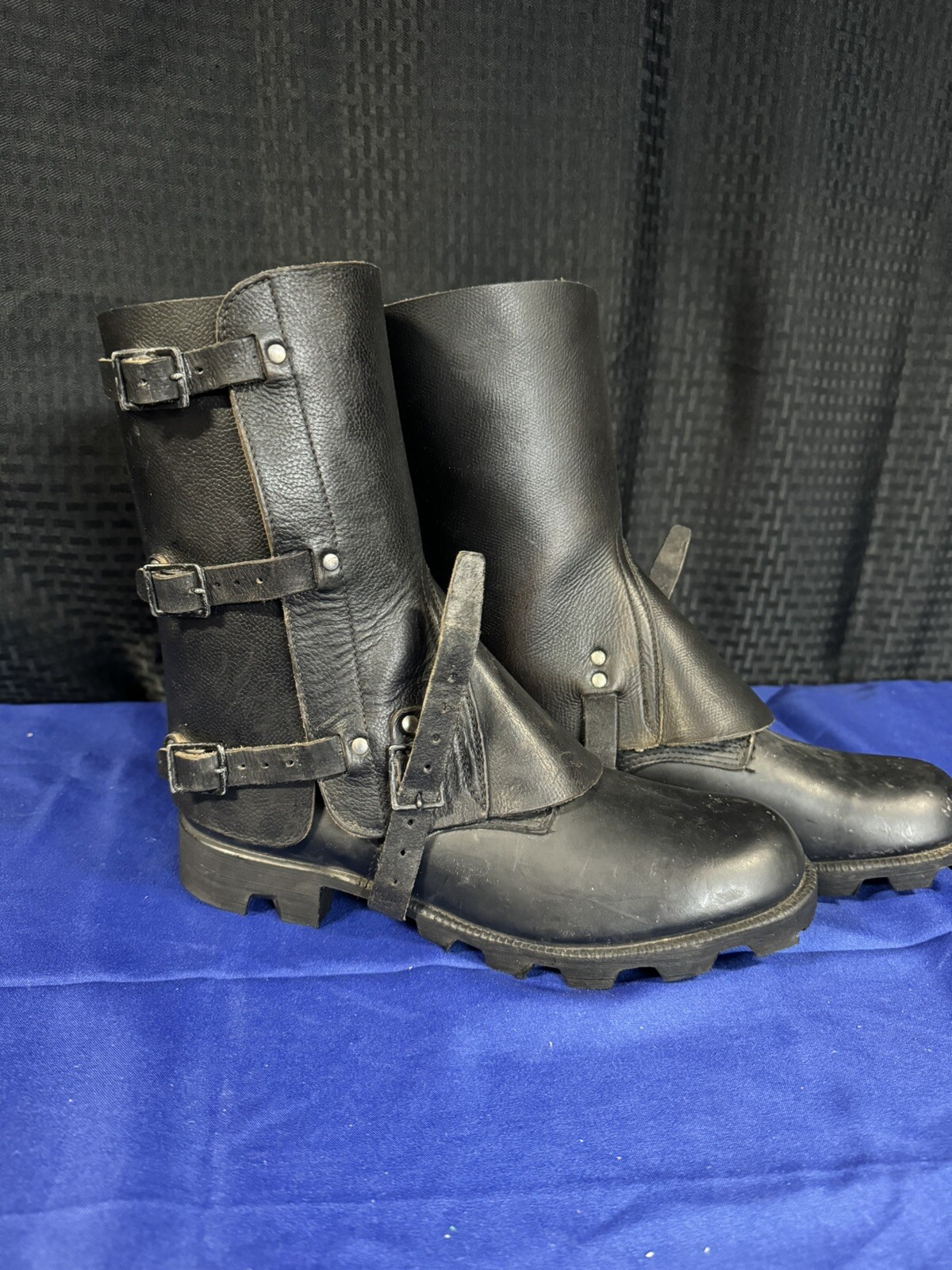 SWISS MILITARY LEATHER GAITERS, LEGGINGS, SPATS, MOTORCYCLE LEATHER , CAMPING