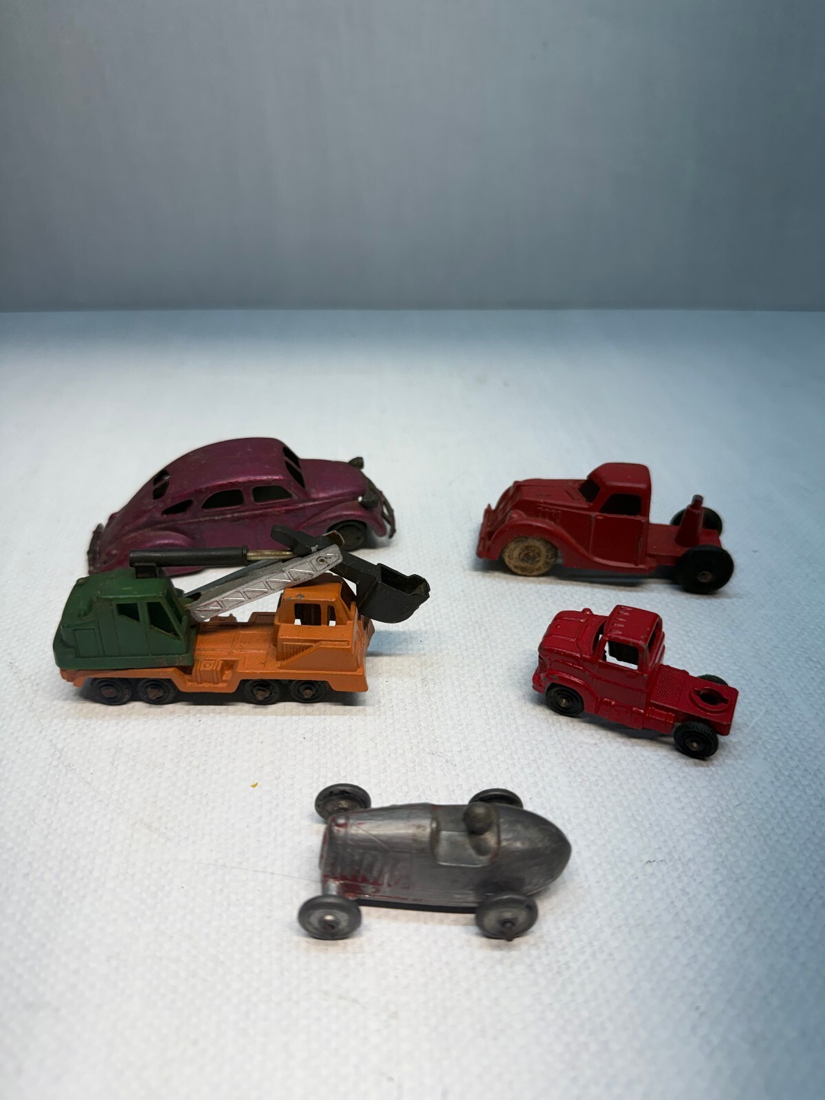 Vintage 1930s-1950s Tootsietoy/Hubley Diecast Car & Vehicle Lot Of 5
