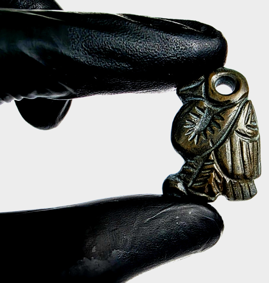 300 BC Ancient Carved Engraved Gemstone Pendant Medallion Amulet Bird