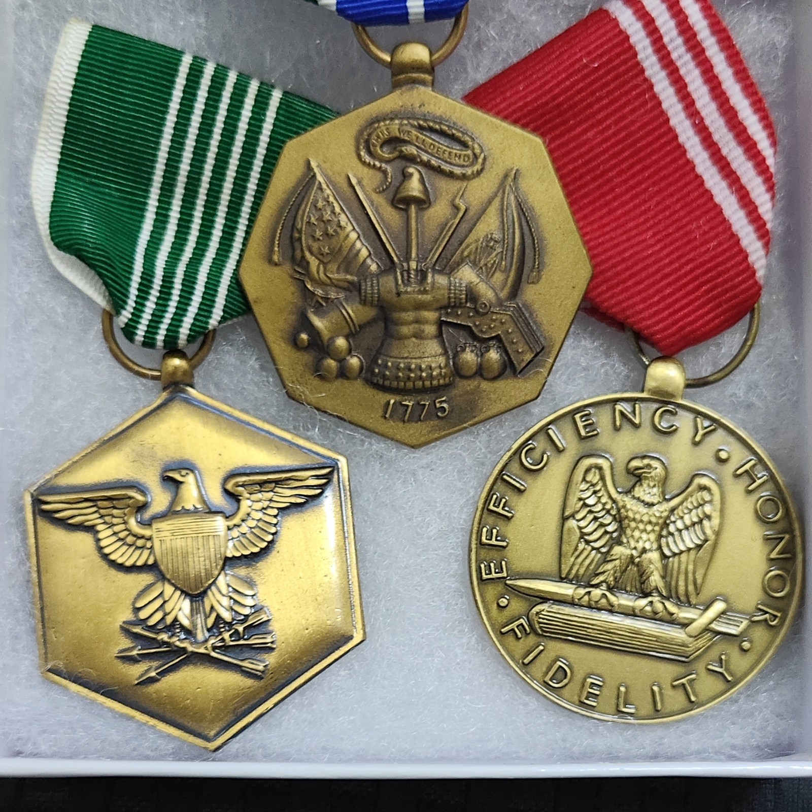 Vintage US Army Medal Grouping ARCOM AAM Good Conduct In Presentation Box