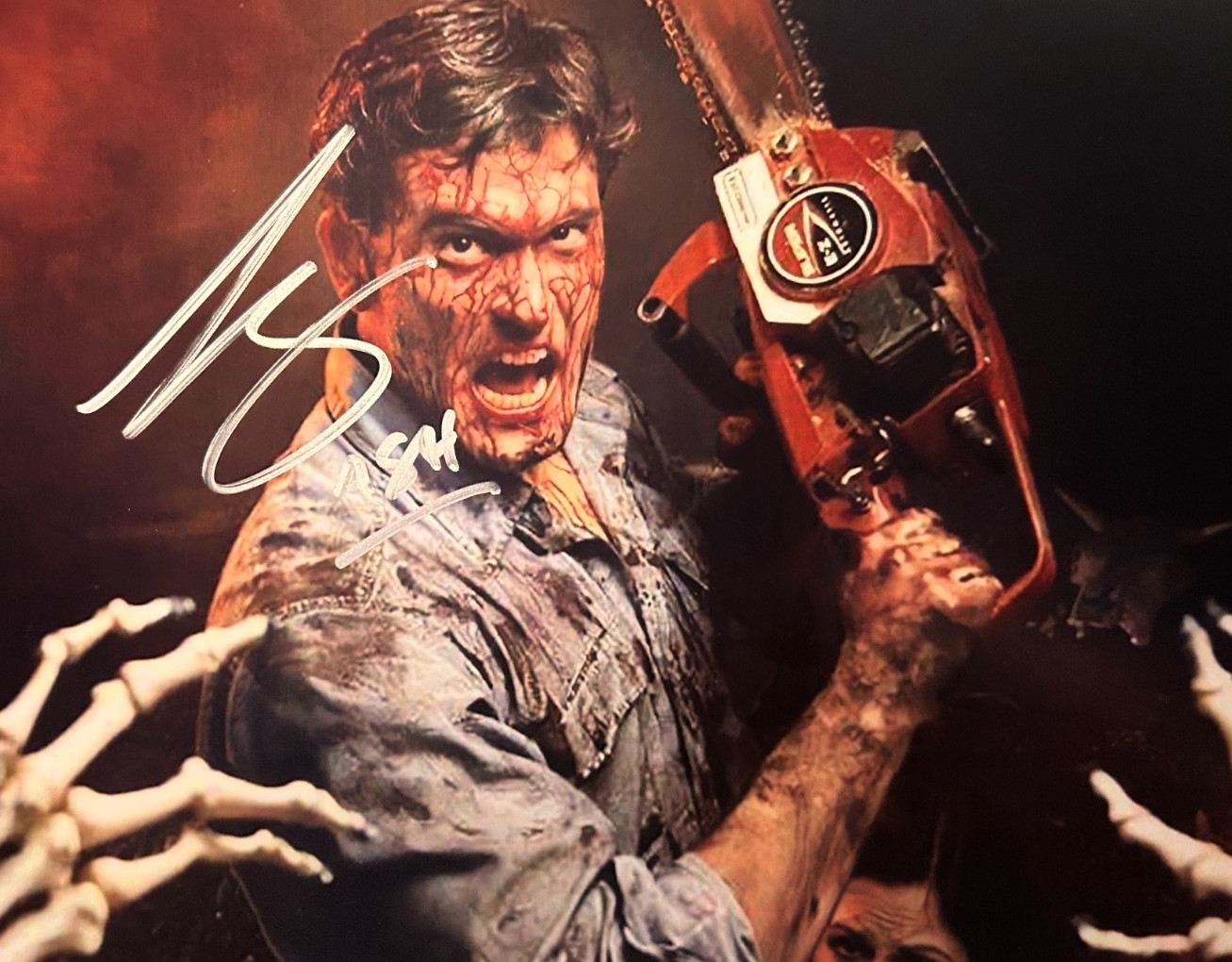 Bruce Campbell (EVIL DEAD) Signed 8x10