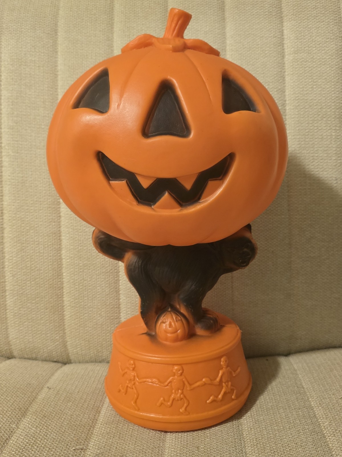 Vntg 60s Jack-o’-lantern, Black Cat Dancing Skeletons Halloween Blow Mold 