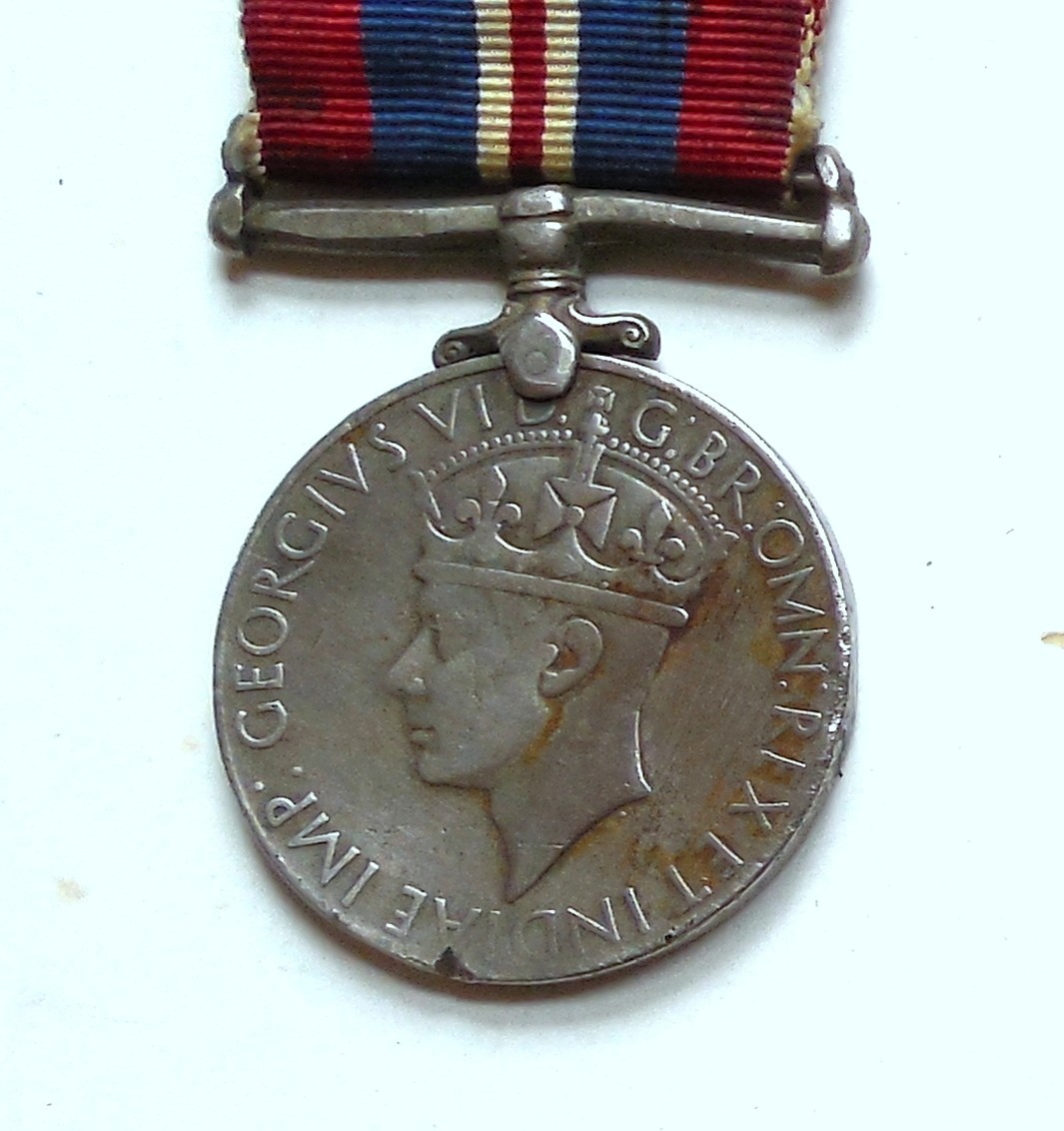 British World War II 1939-45 War Medal Original Poor Condition Full Size