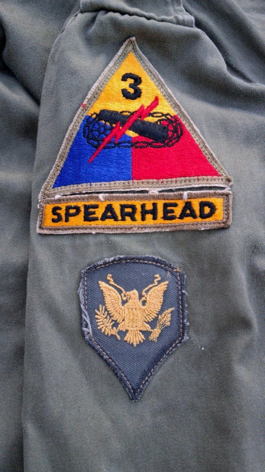 VTG WWII / Korean War Era US Army M-1950 Trench Coat - 3rd Armored Spearhead