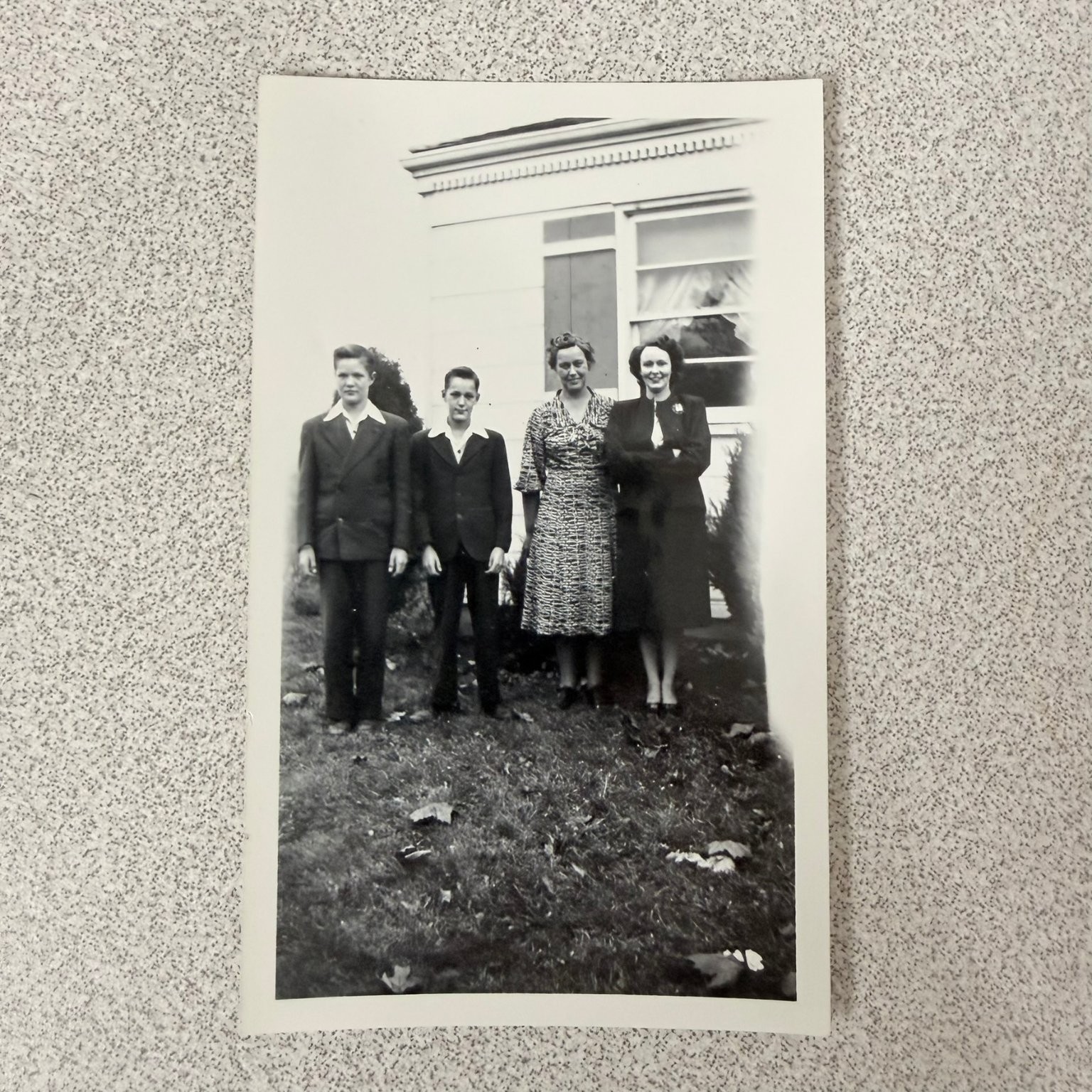 Family Group Portrait 1940s Snapshot Photograph Americana Vernacular