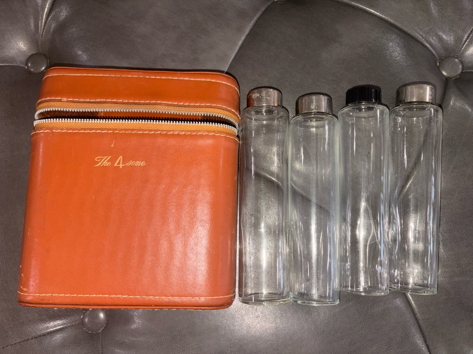 Vintage The 4some Top Grain Cowhide Travel Bar Set 4 Glass Flasks Case